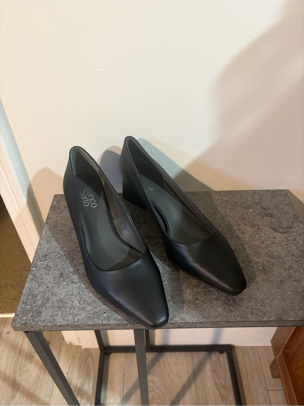 Franco Sarto Black Leather Pointed-Toe Mid Heel Pumps - Picture 2 of 8